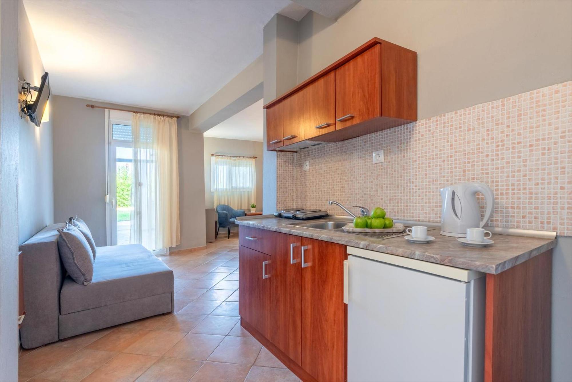 Ampelia Hotel Kassandra ฮานิโอติ ภายนอก รูปภาพ