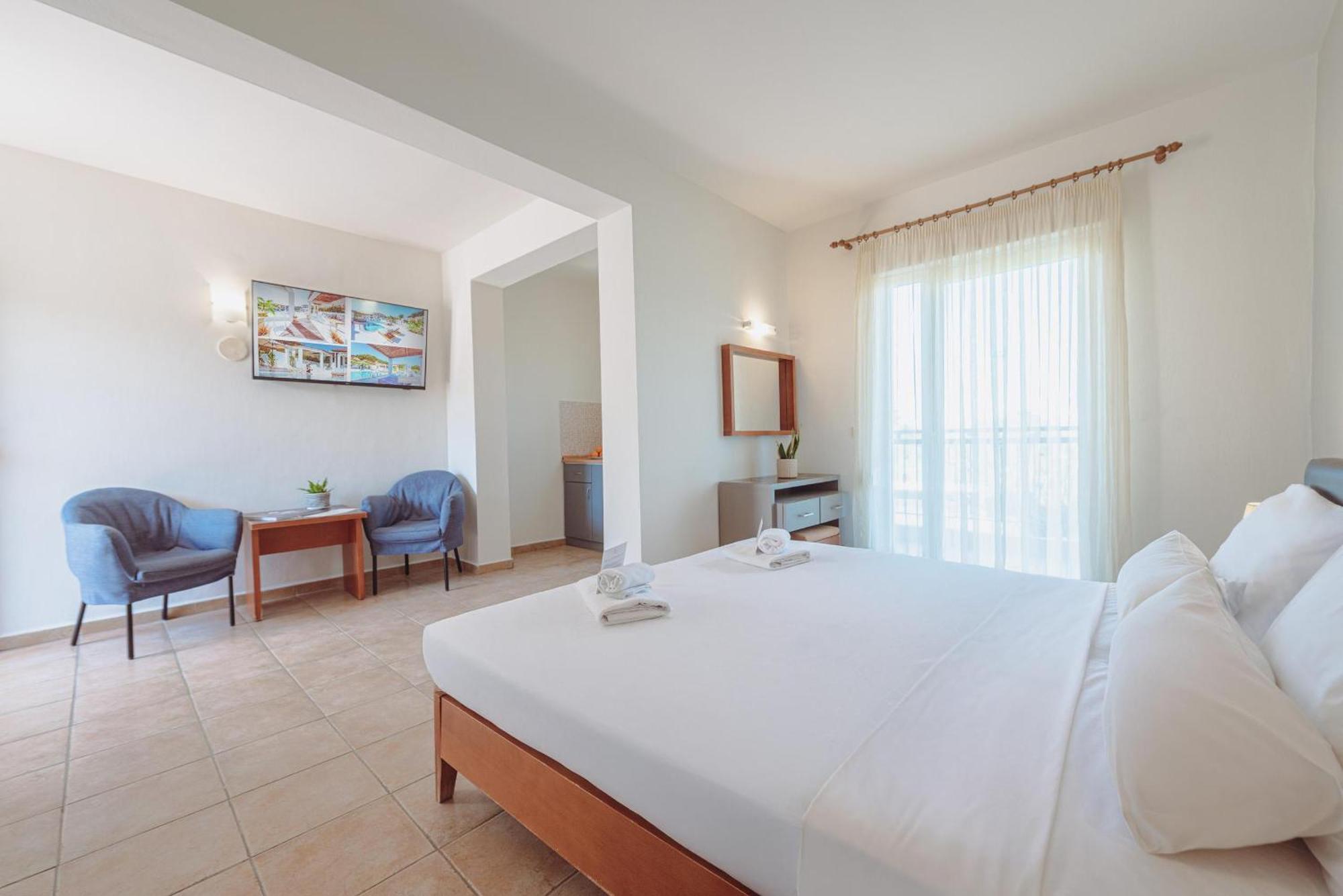 Ampelia Hotel Kassandra ฮานิโอติ ภายนอก รูปภาพ